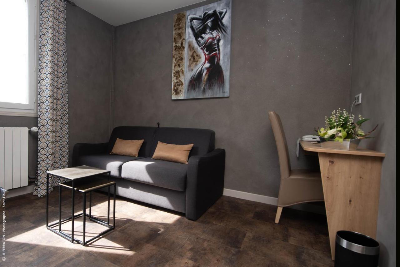 Logis Hotel Beau Site Loubaresse  Exterior foto