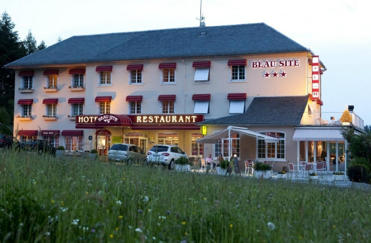 Logis Hotel Beau Site Loubaresse  Exterior foto